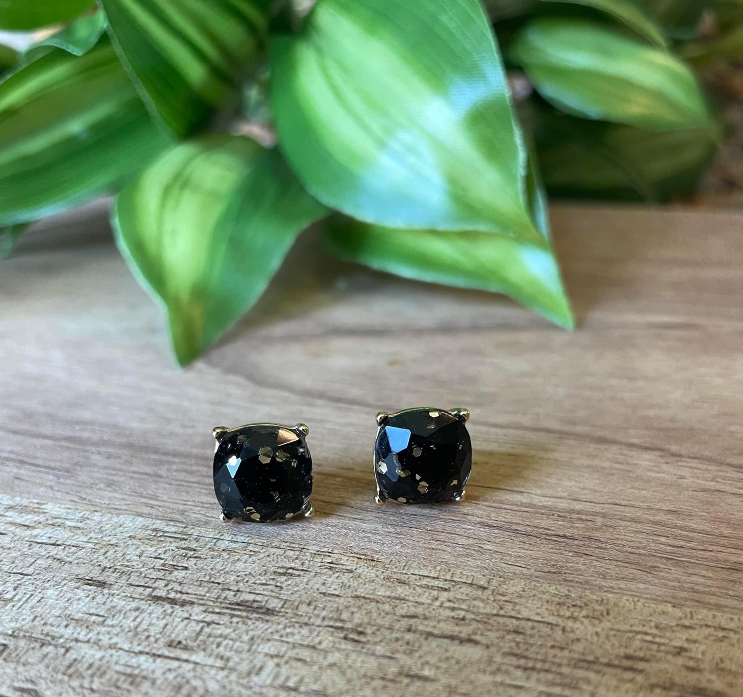 Uma Earrings